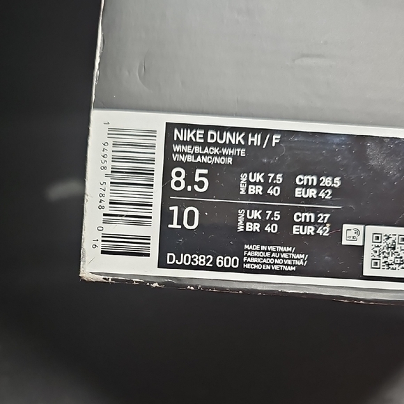 Nike Dunk High - Wine and Black